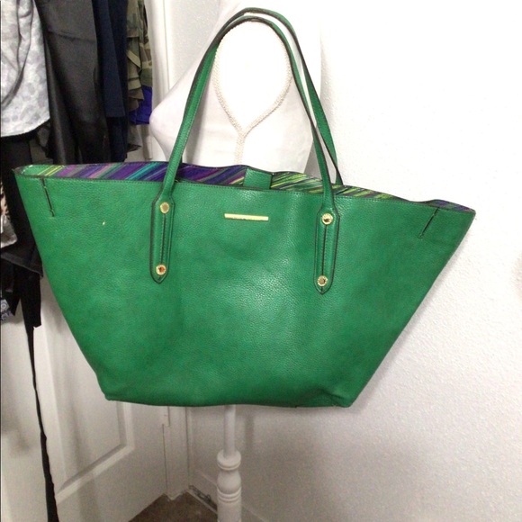 Steve Madden Handbags - Steve Madden Tote